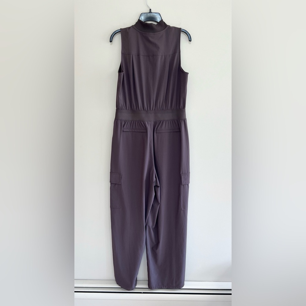 Athleta Brooklyn Sleeveless Front Zip Cargo Pant Utility Jumpsuit Romper Brown 8 - Picture 3 of 15